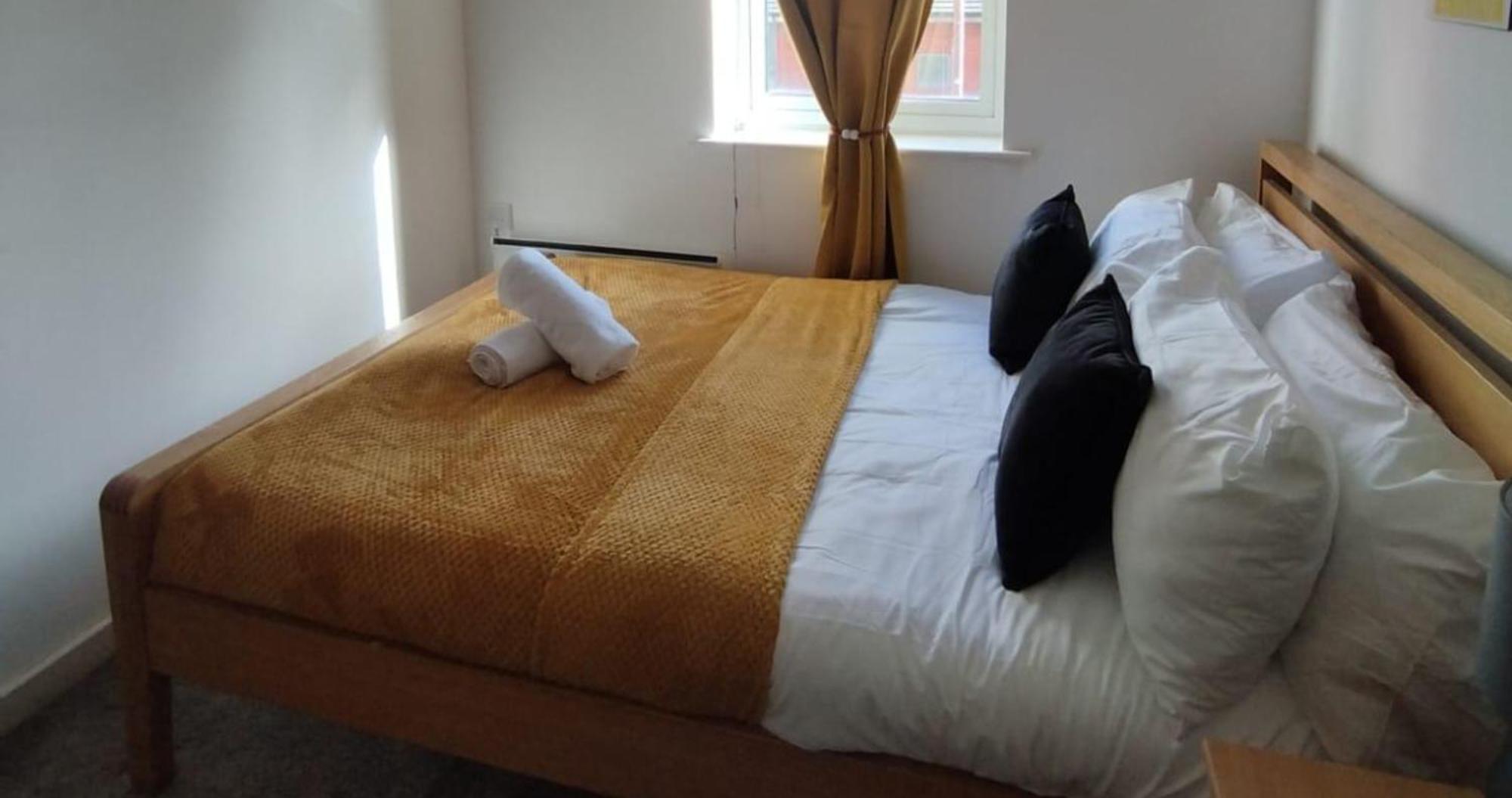 Business & Leisure City Centre 2 Bed En-Suite Apartment With Free Parking And Netflix كوفنتري المظهر الخارجي الصورة