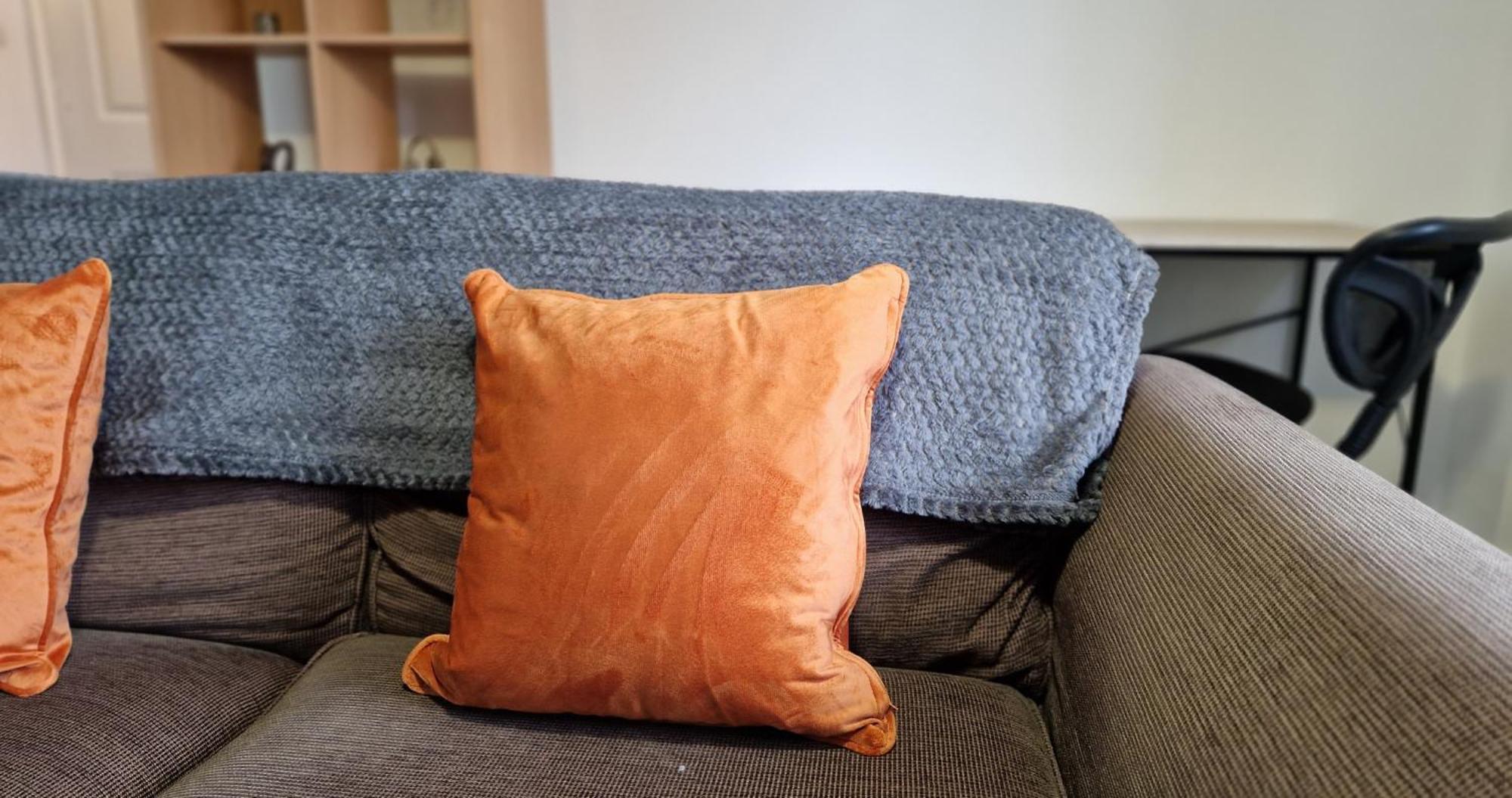 Business & Leisure City Centre 2 Bed En-Suite Apartment With Free Parking And Netflix كوفنتري المظهر الخارجي الصورة