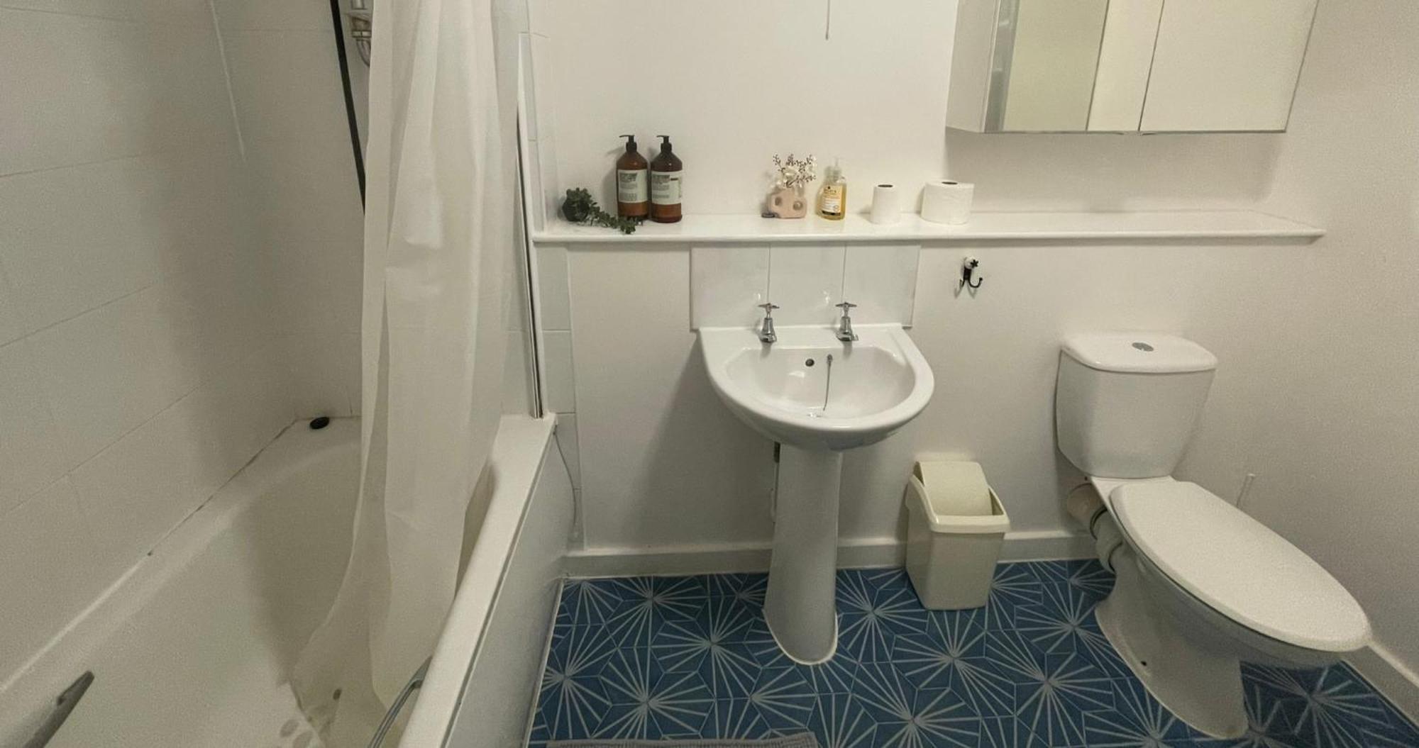 Business & Leisure City Centre 2 Bed En-Suite Apartment With Free Parking And Netflix كوفنتري المظهر الخارجي الصورة